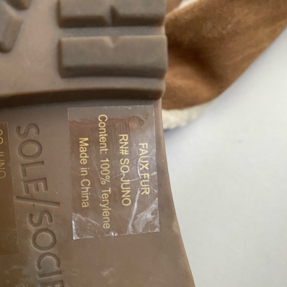 Boots 👢 - Picture 7 of 16